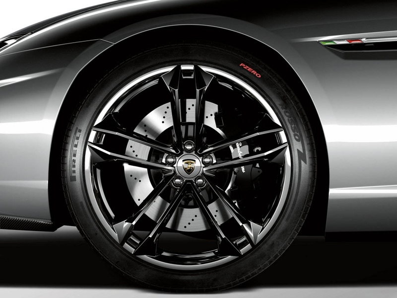 Illustration for article titled Four-Door Lamborghini Estoque Bites the Dust